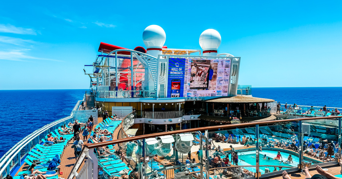 Cruise Ship Tipping: Prepaid Gratuities, Extra Tips, and More